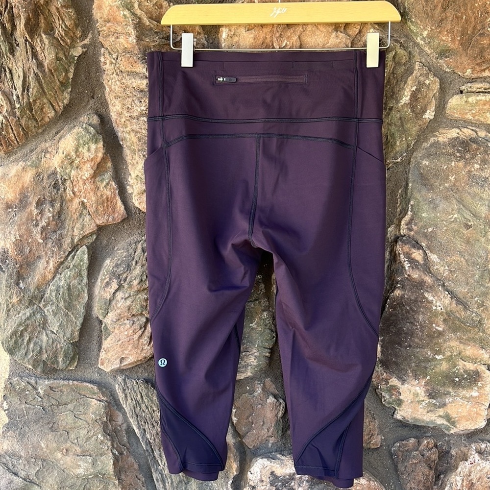 Lululemon Pace Perfect crop leggings size 8